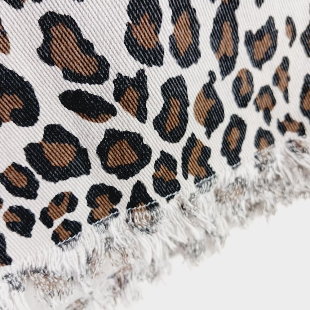 ee:some NWT Leopard Print Frayed Cutoff Cotton Shorts Size Med., Festival, Beach - Picture 8 of 16